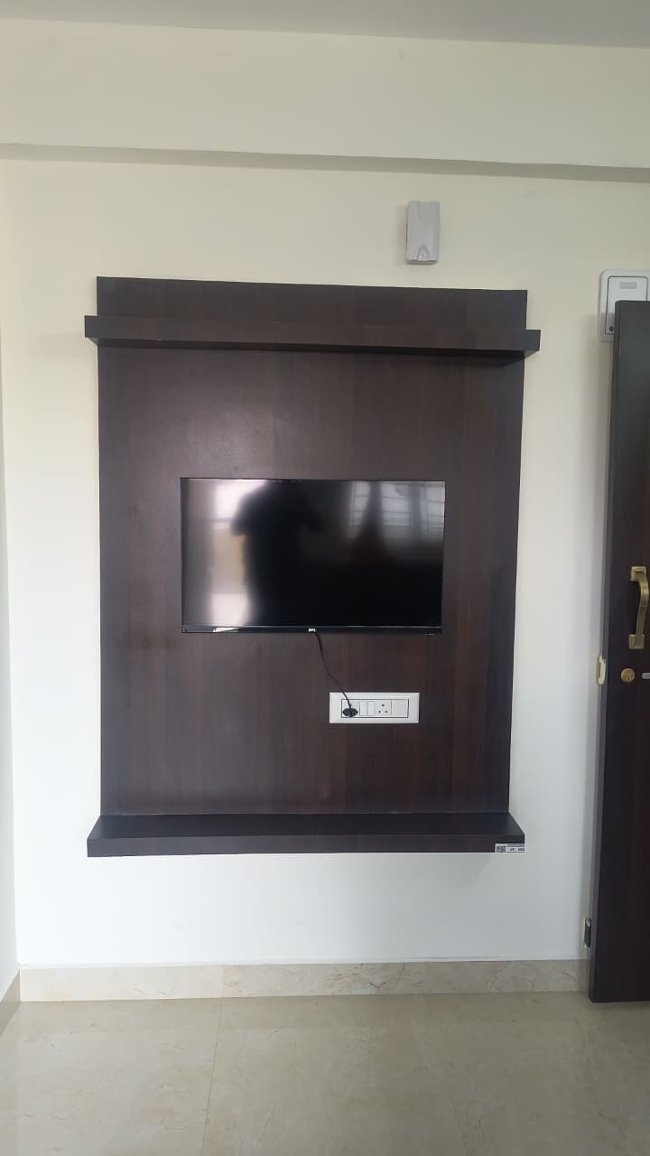 INDEPENDENT BUILDING